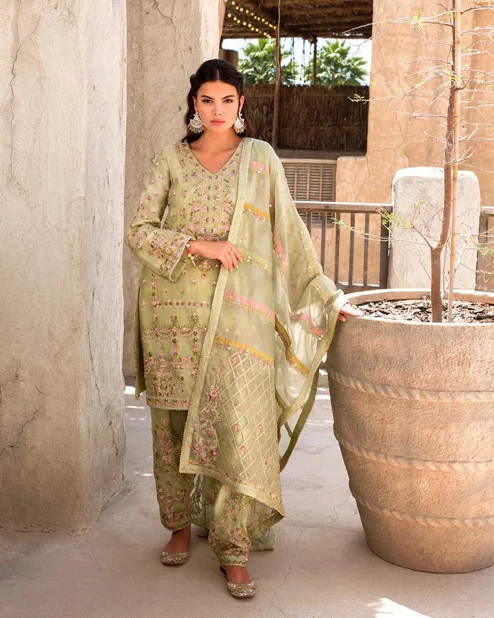 Faiza Saqlain | Luxe Formals Laira  | Noya