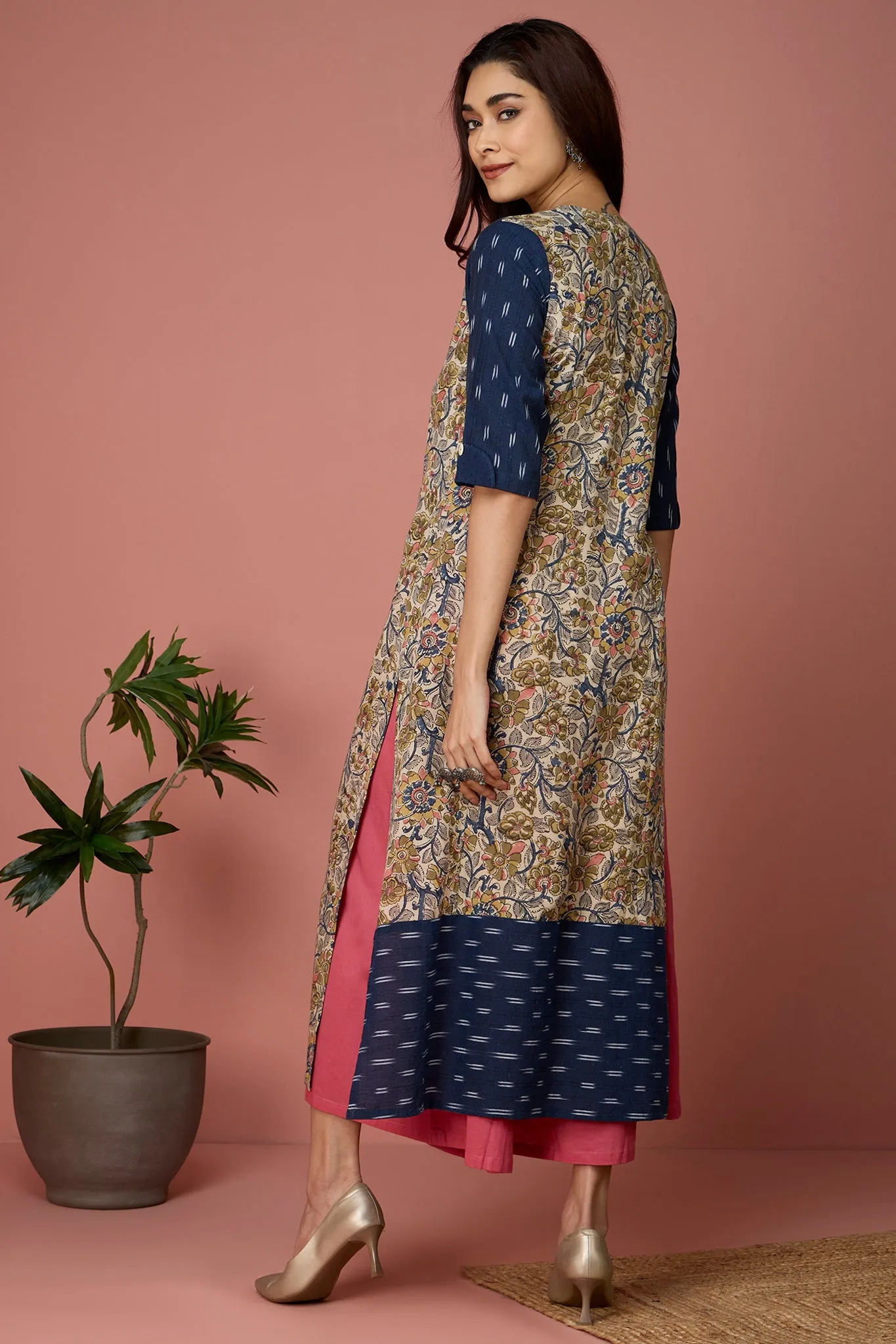 long panelled kurta with slit - Sapphire & Fuchsia